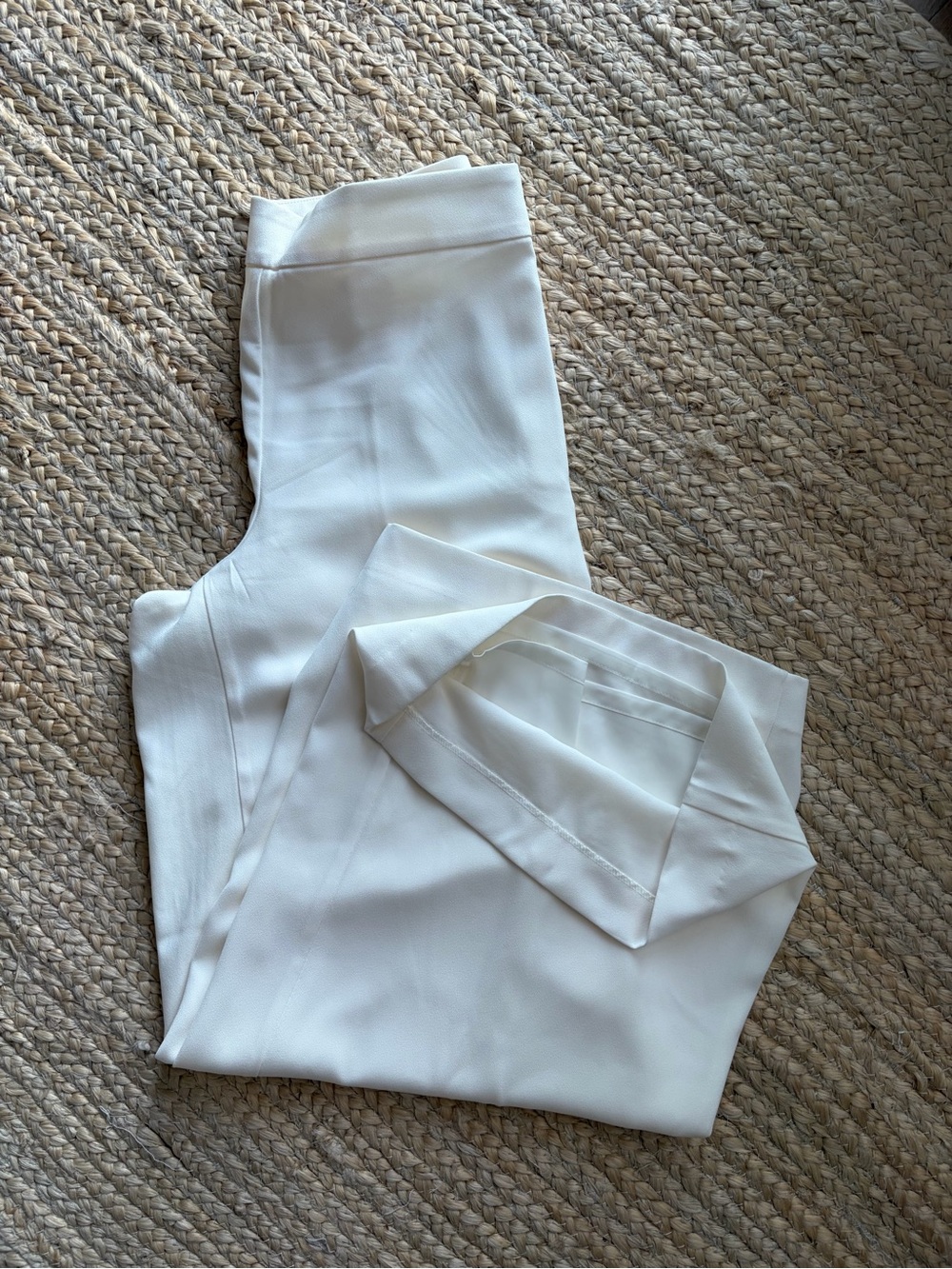 The dramatic wide leg crêpe pant - Picture 8 of 13